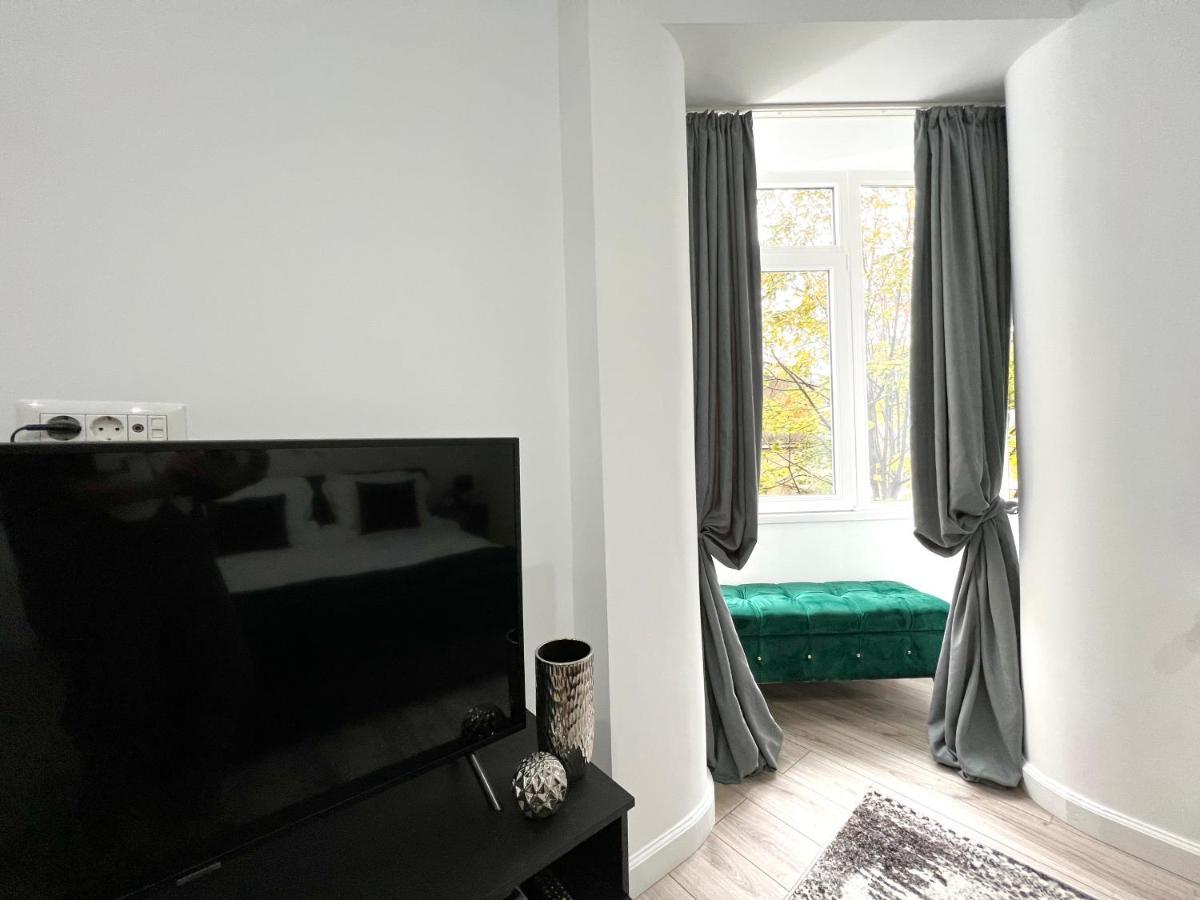 Green Spot - Premium Studio - Sanador Victoriei Bucarest Exterior foto